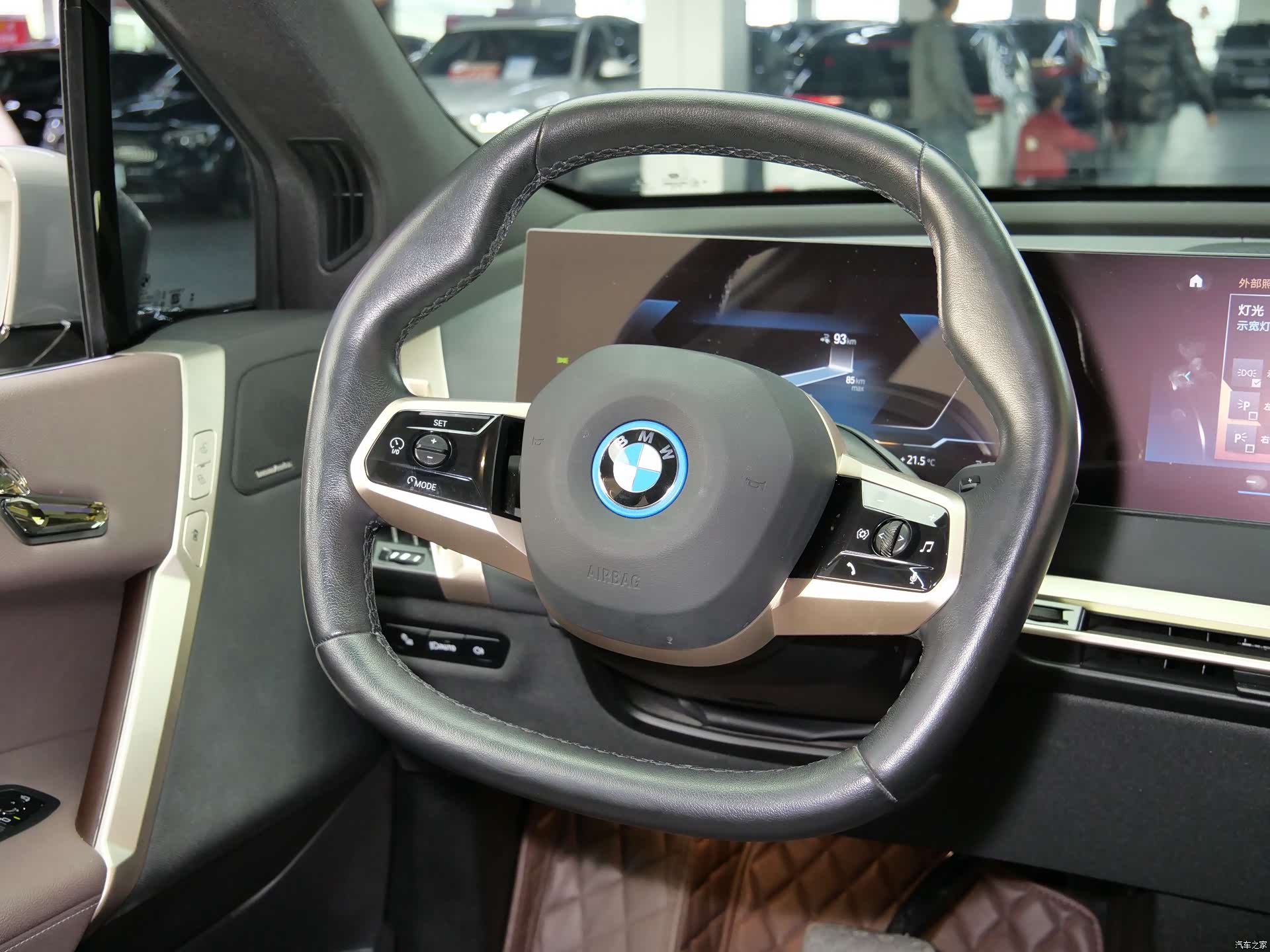 BMW iX, 2023 8