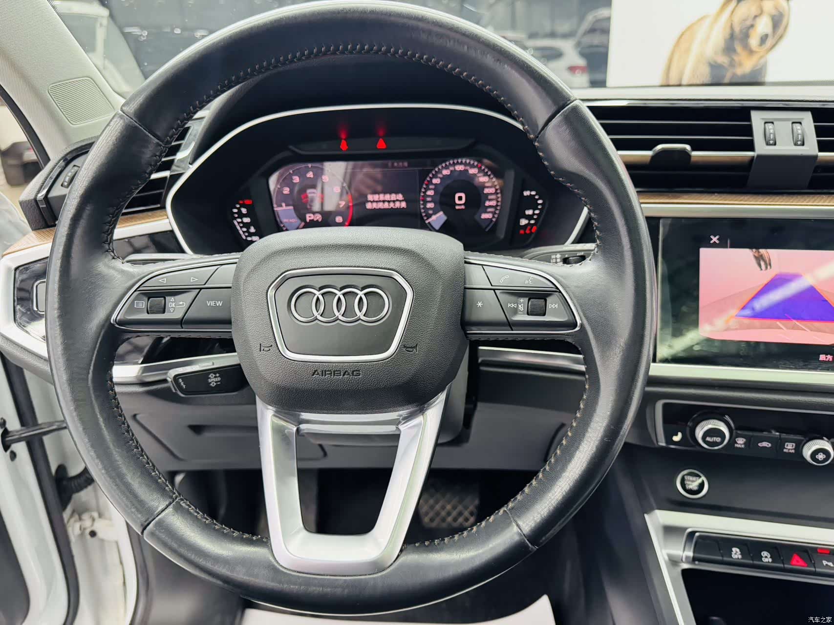 Audi Q3, 2021 9