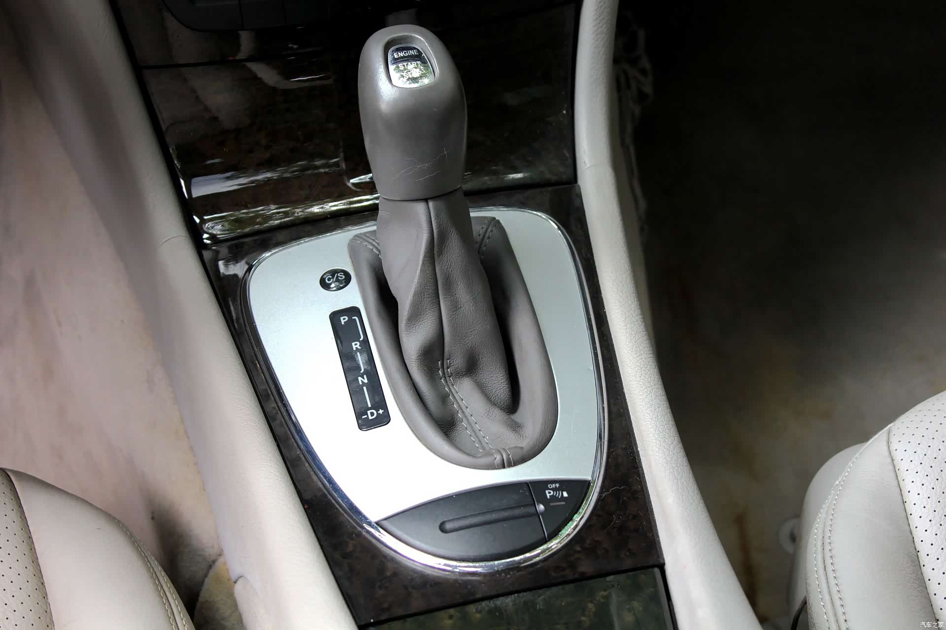 Mercedes-Benz E-Class, 2006 9