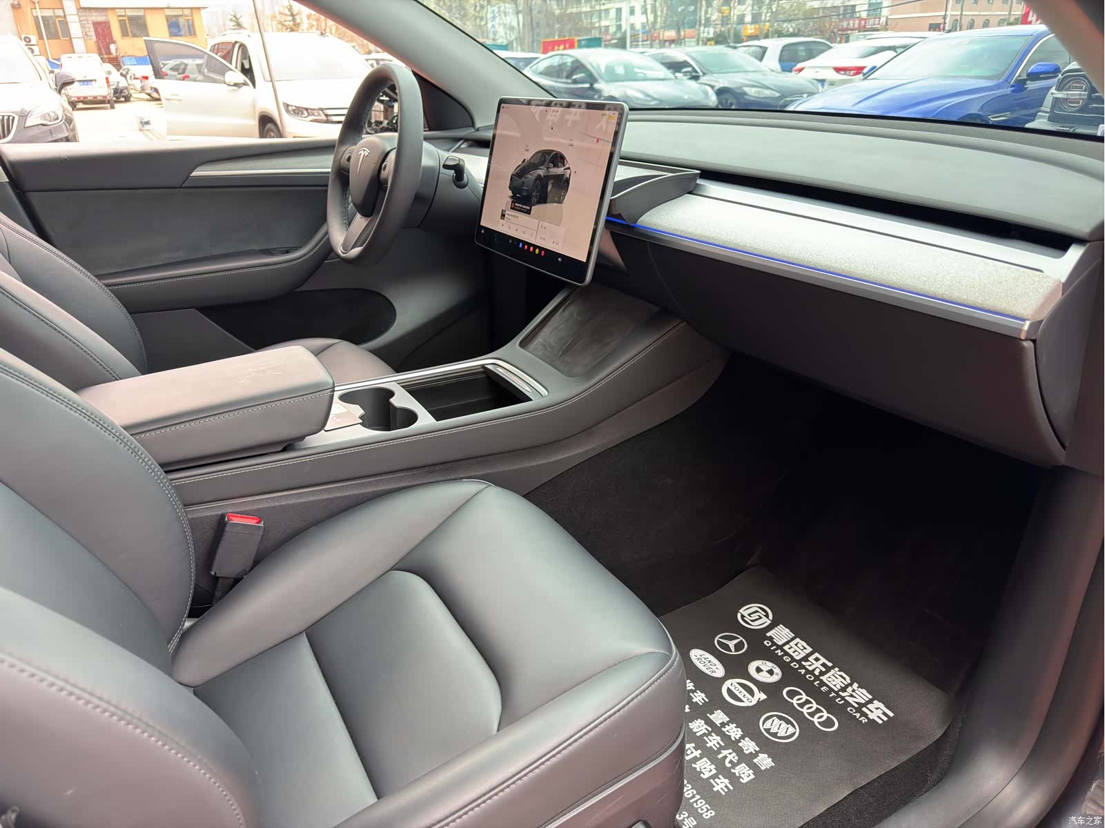 Tesla Model Y, 2024 9
