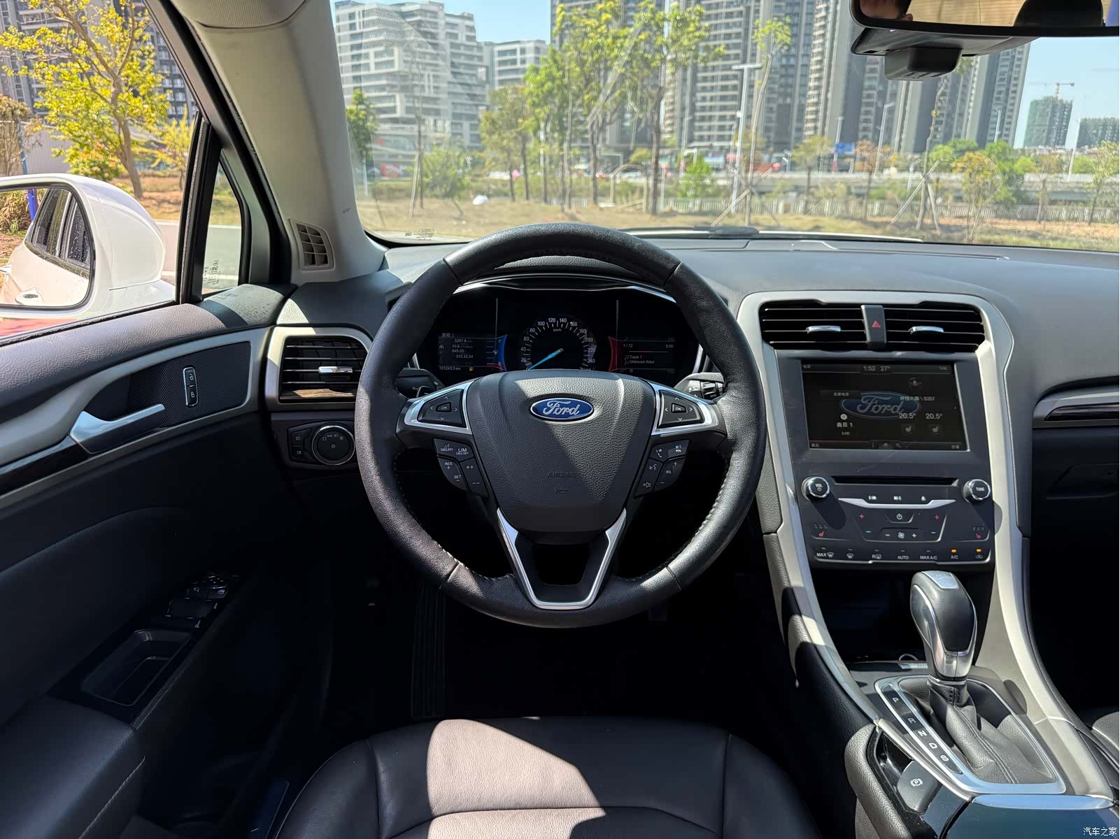 Ford Mondeo, 2016 12