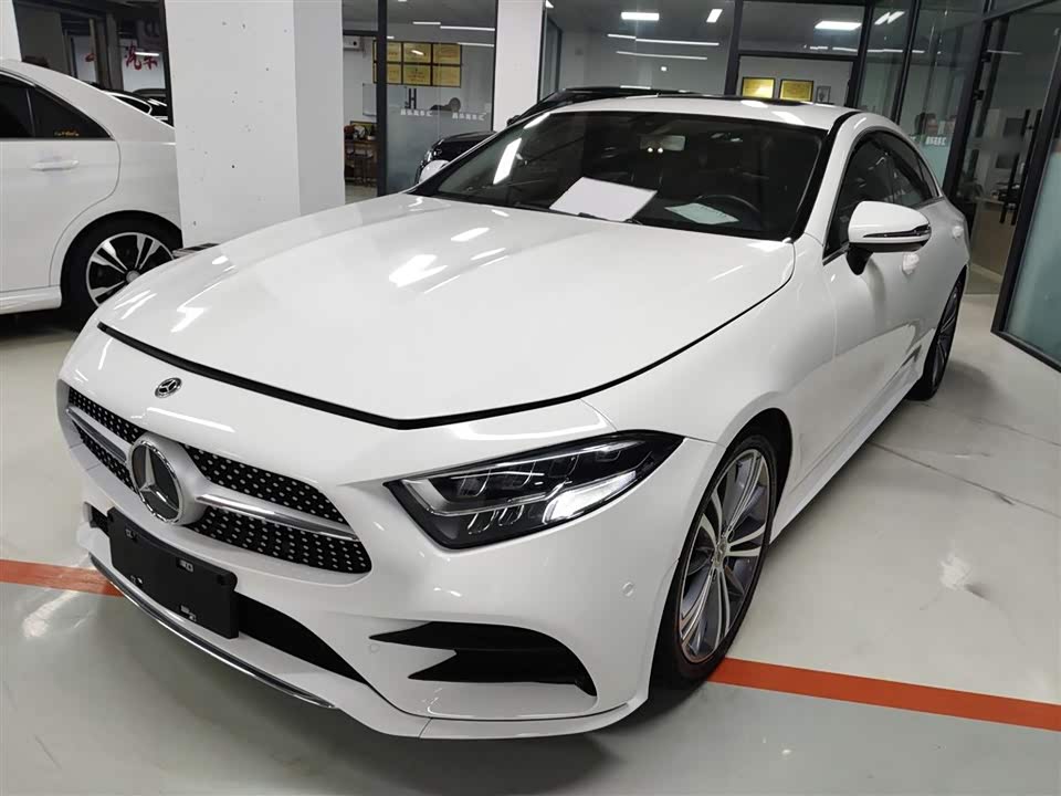 Mercedes-Benz CLS