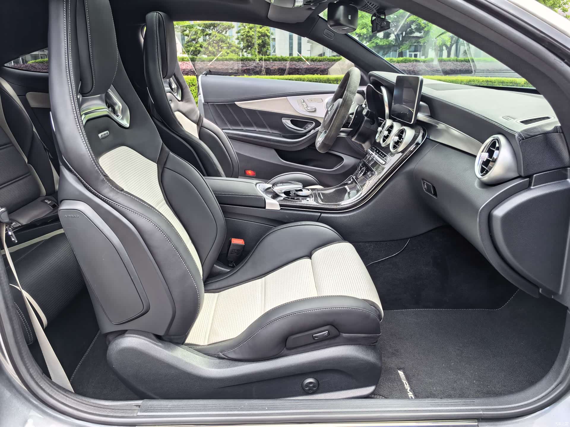 Mercedes-Benz C-Class, 2018 14