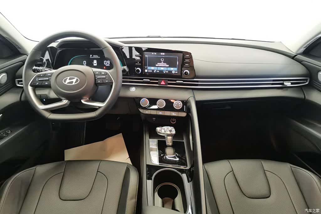 Hyundai Elantra, 2024 12