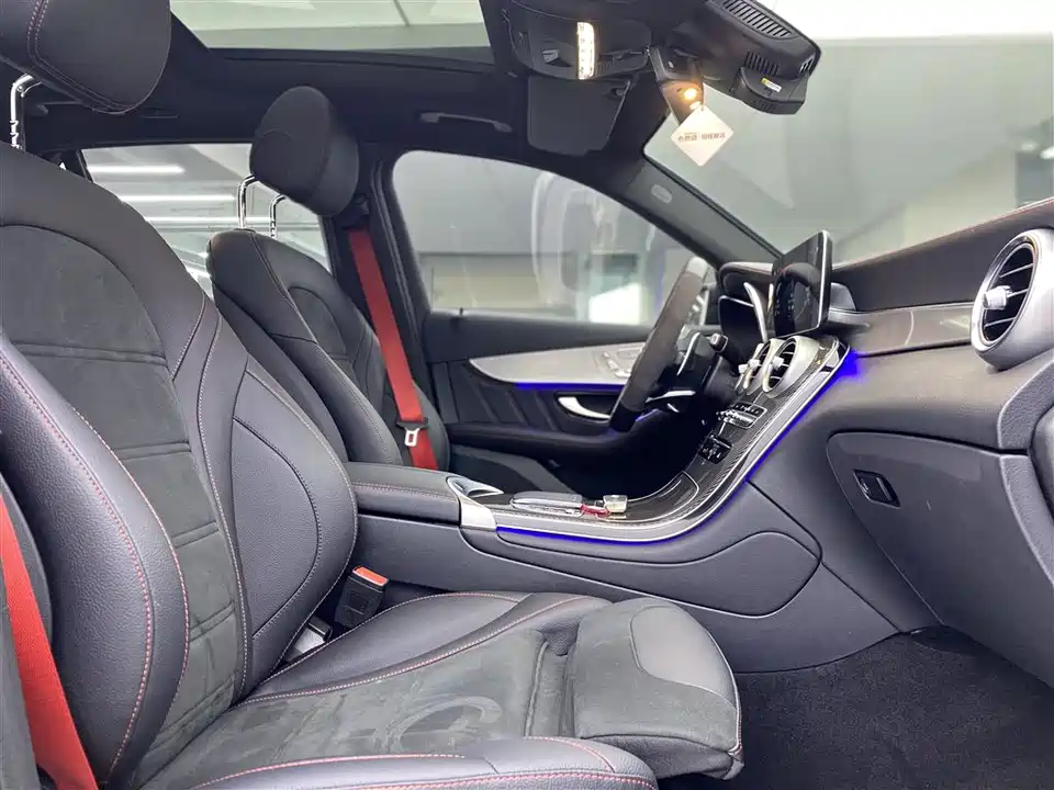 Mercedes-Benz GLC AMG