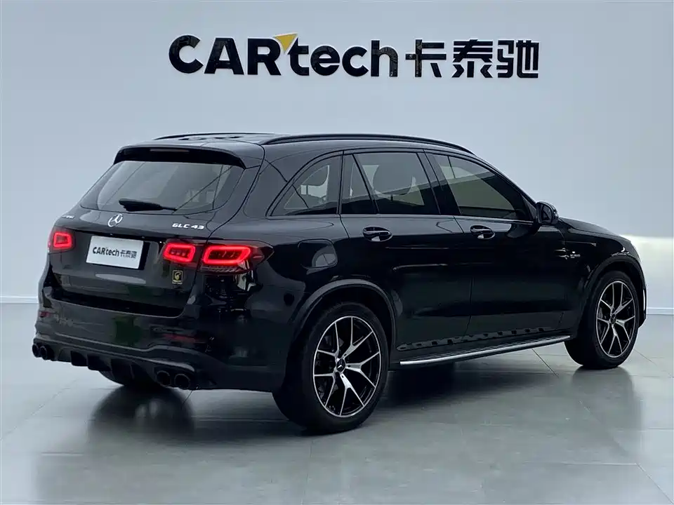 Mercedes-Benz GLC AMG