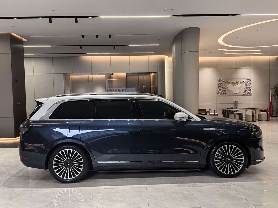 AITO Ask the world M9