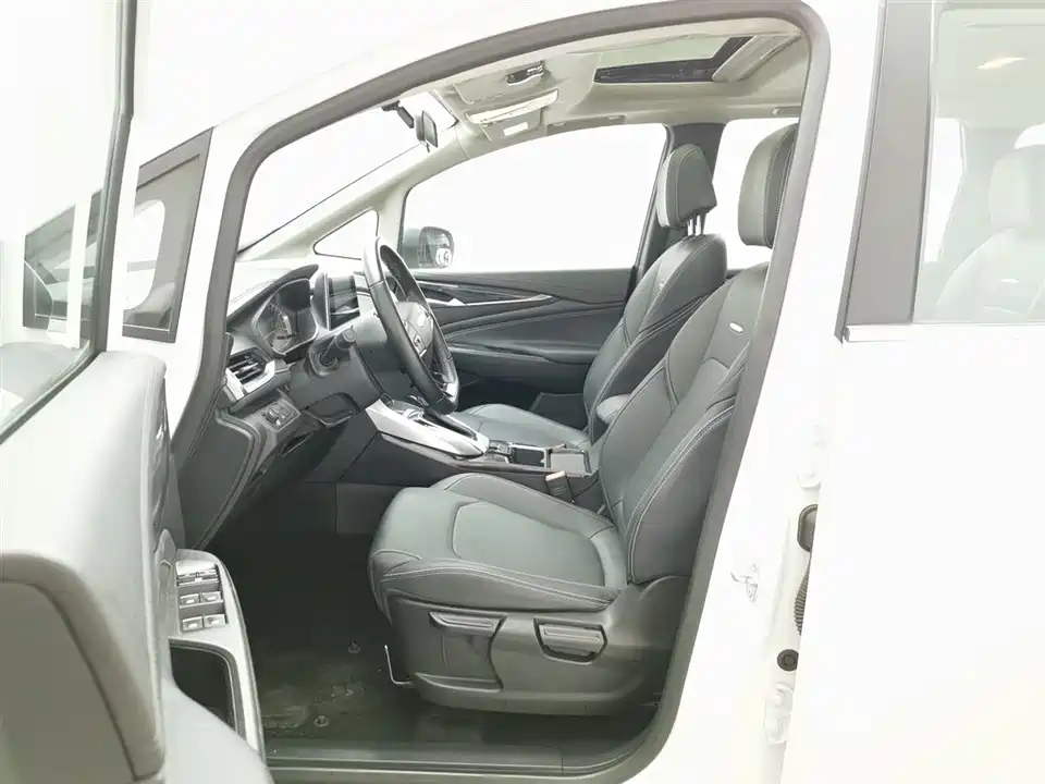 MAXUS Chase G50