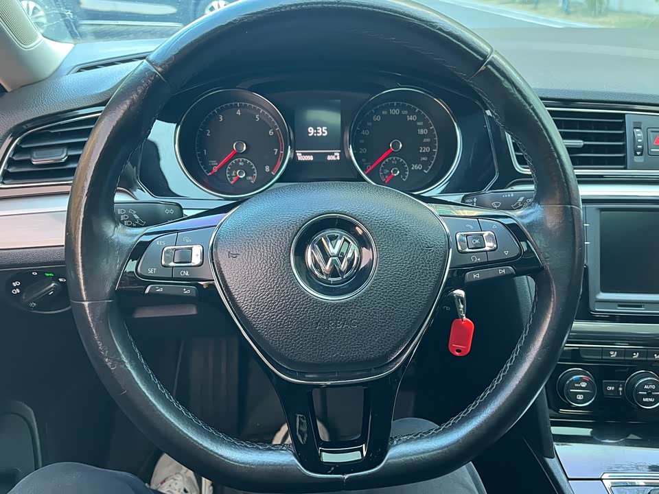 Volkswagen Lingdu