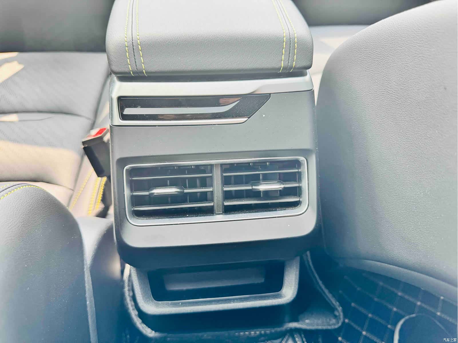 Geely Preface, 2024 16