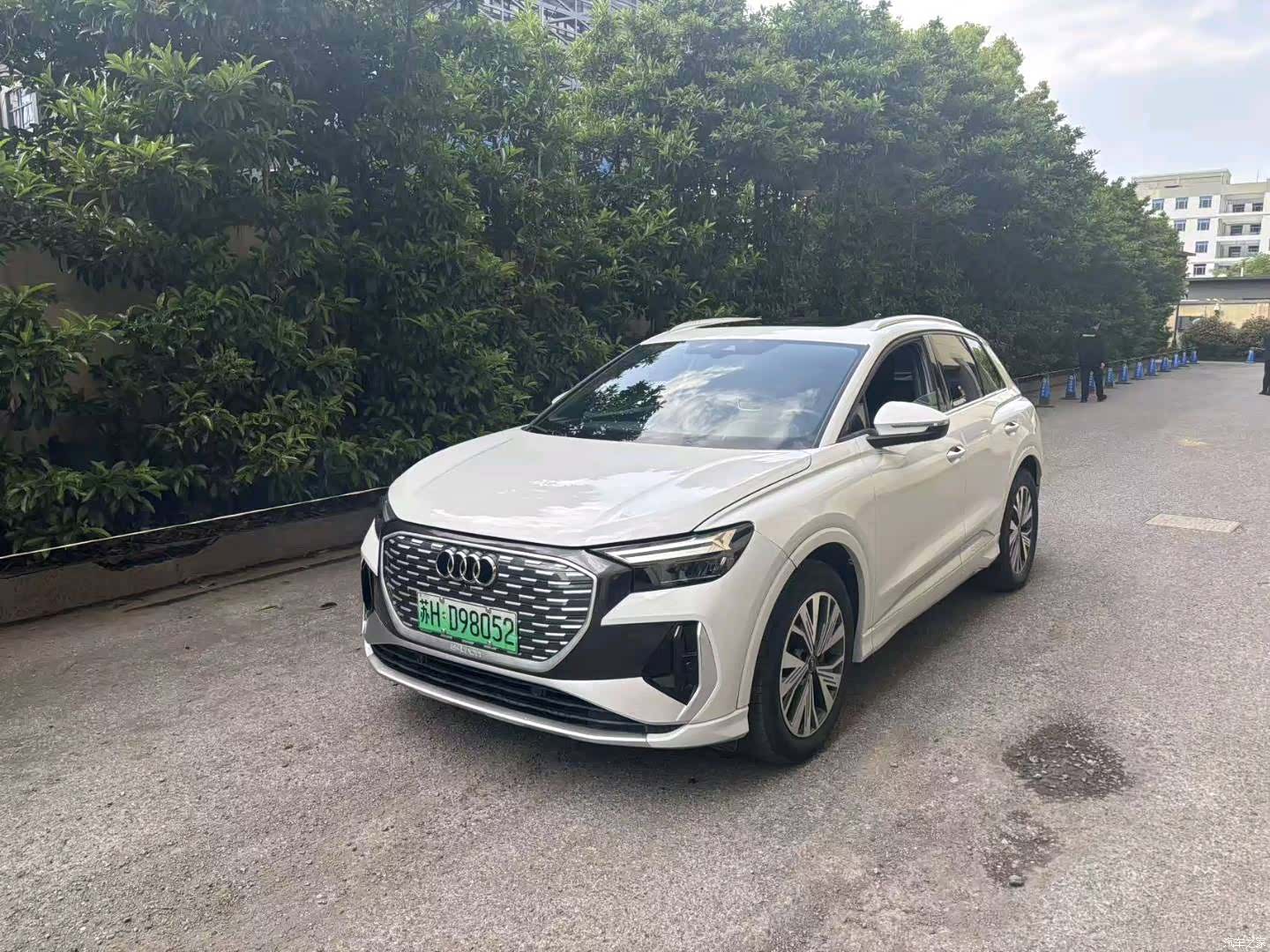 Audi Q4 e-tron, 2023 1