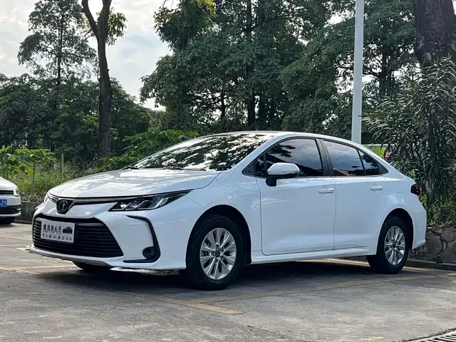 Toyota Corolla 2023 — купить из Китая под заказ