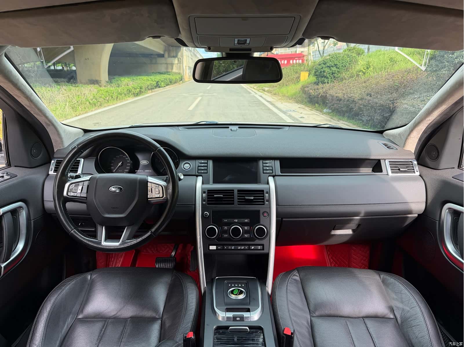 Land Rover Discovery, 2016 4