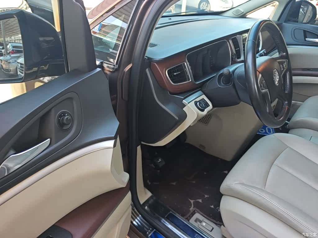 Buick GL8, 2019 12