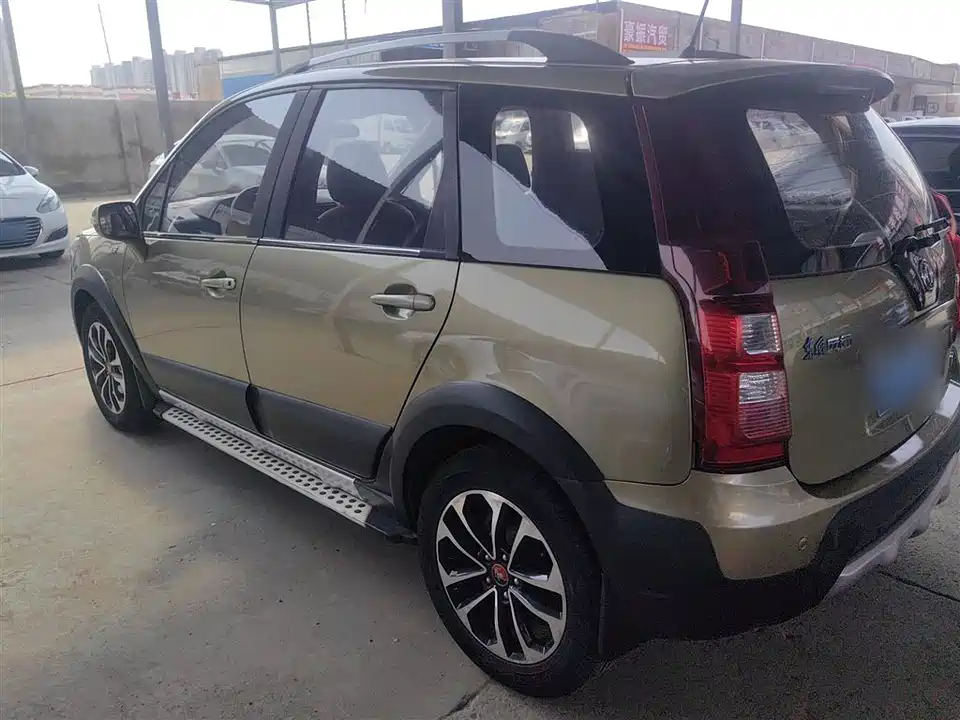 Forthing Jingyi X5 Forthing Jingyi X5
