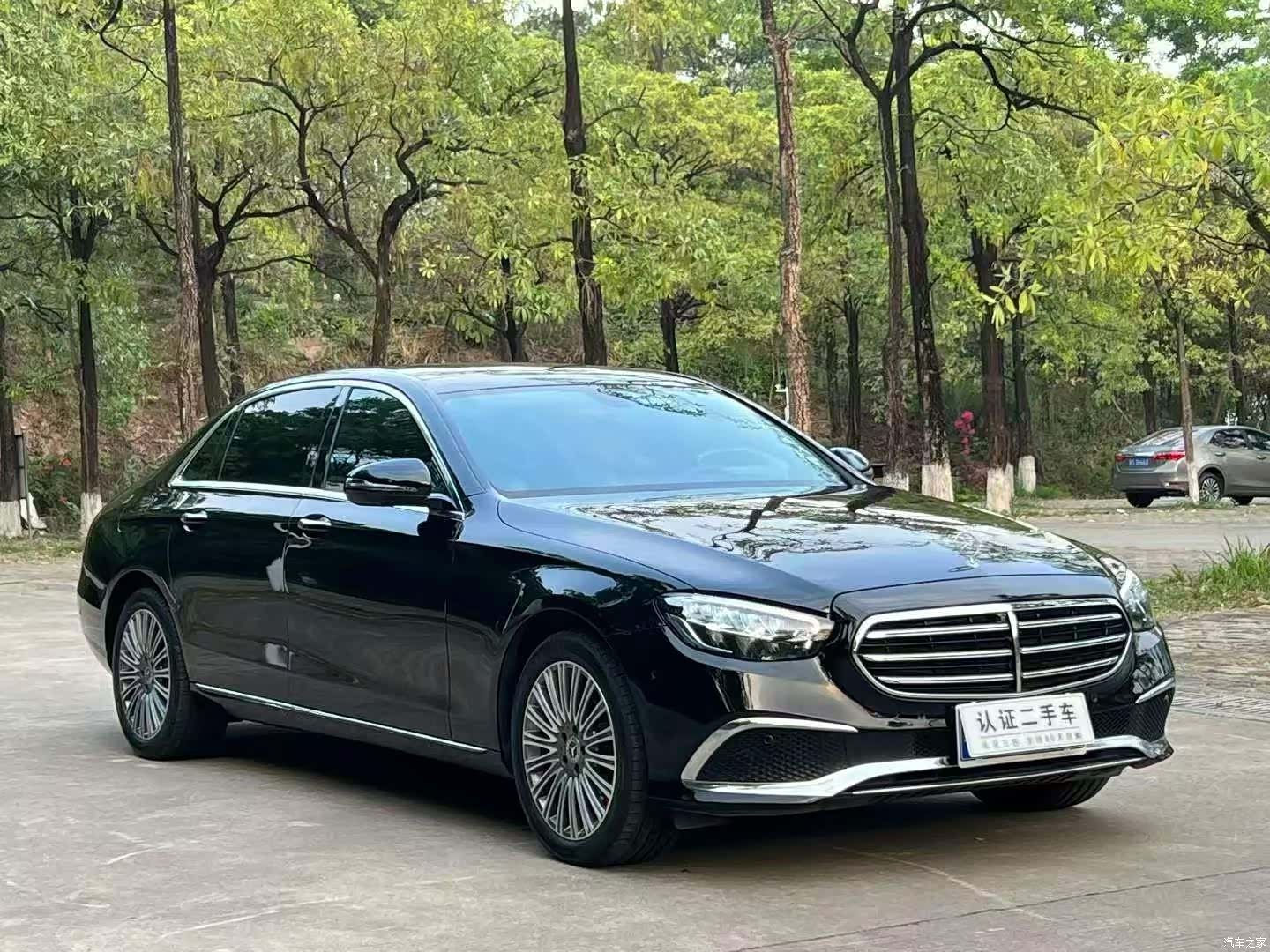 Mercedes-Benz E-Class, 2022 3