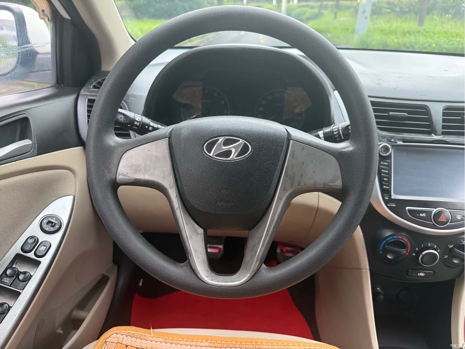 Hyundai GLS, 2014 9