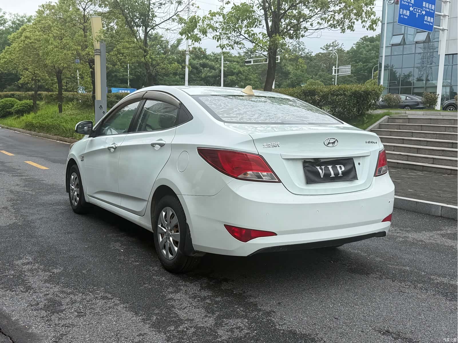 Hyundai GLS, 2014 6