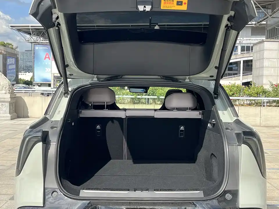 HiPhi Gao He HiPhi Y