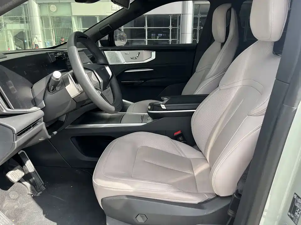 HiPhi Gao He HiPhi Y