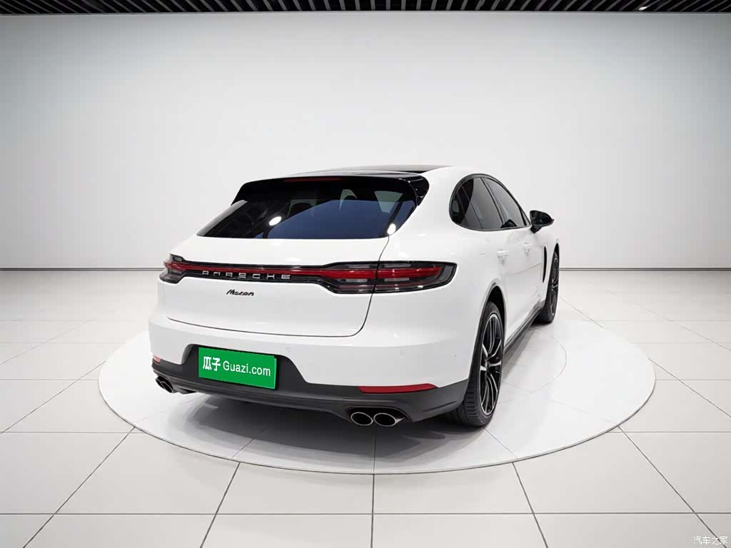 Porsche Macan, 2020 все фото