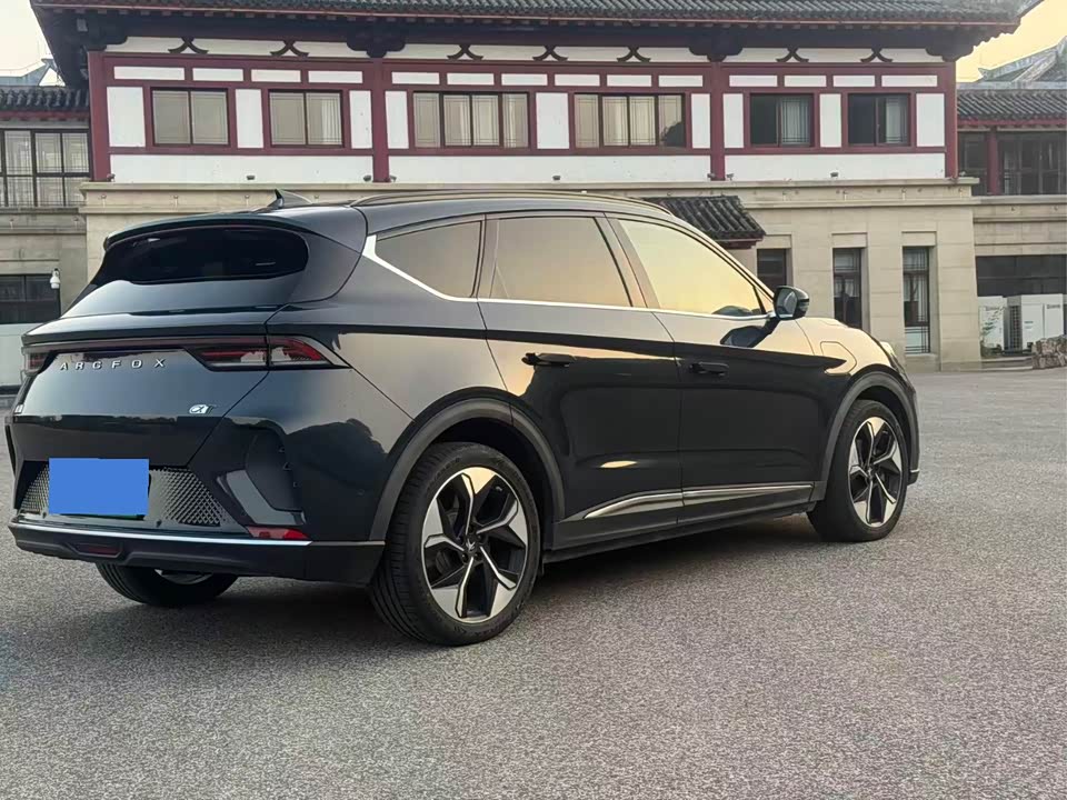 ARCFOX Polar Fox Alpha T