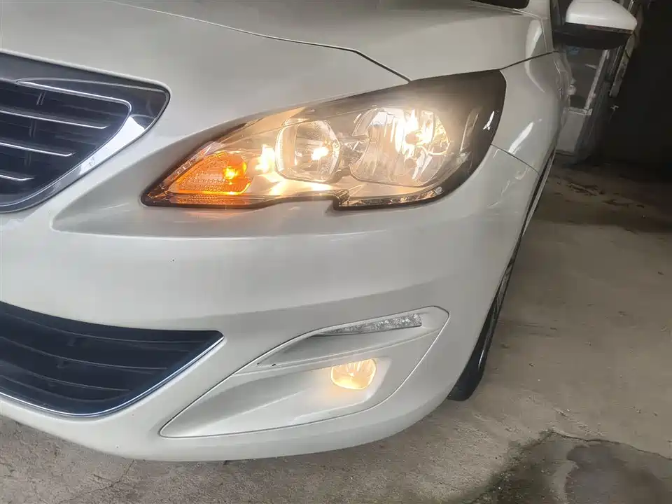 Peugeot 408 Peugeot 408