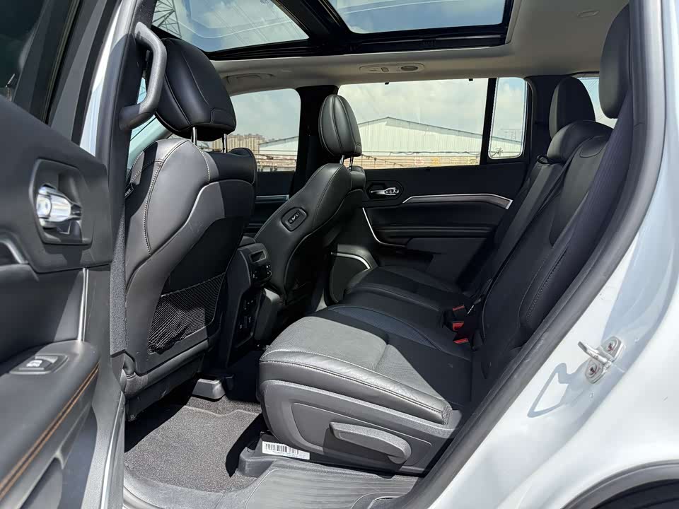 Jeep Grand Commander