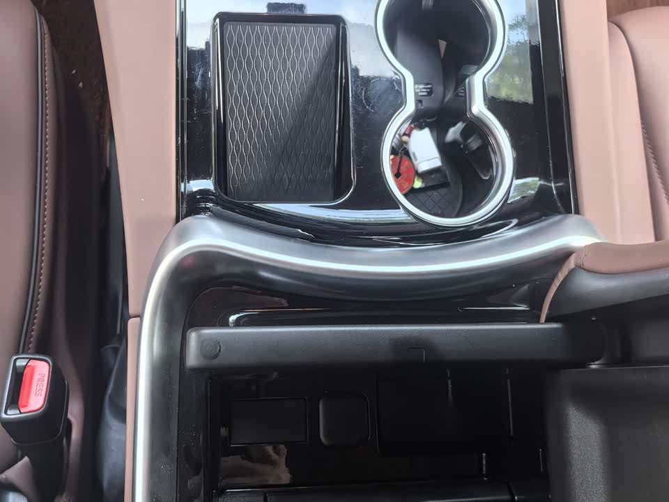 Toyota HIACE Toyota HIACE