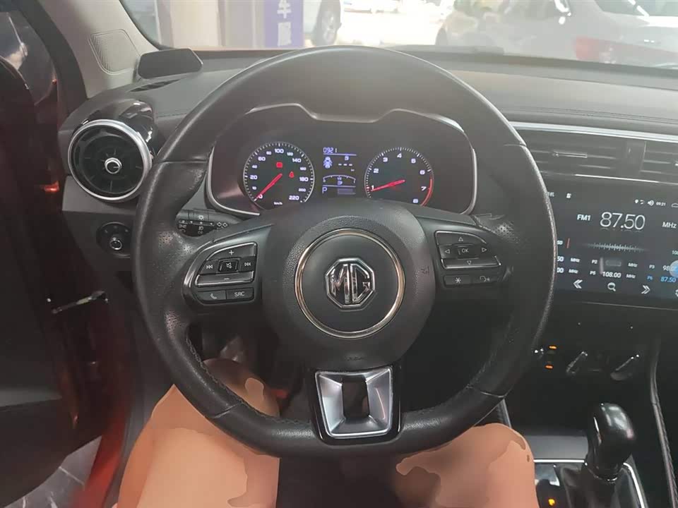MG ZS