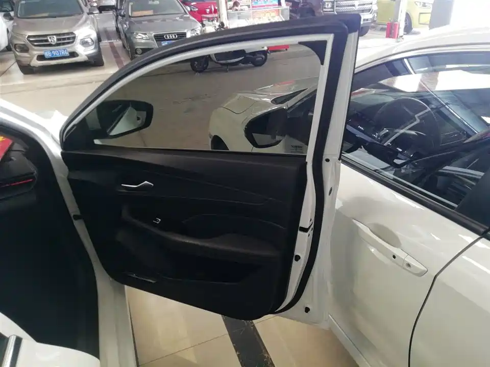 Geely Binrui Geely Binrui