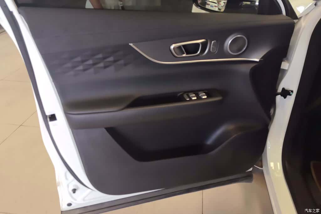 Chery T8, 2025 7