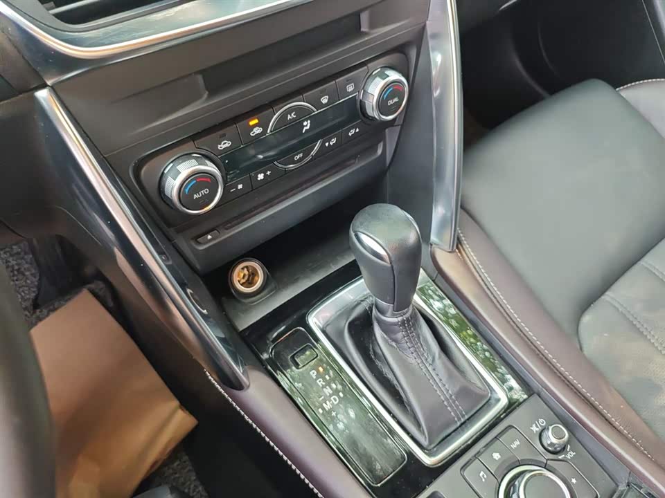 Mazda CX-4