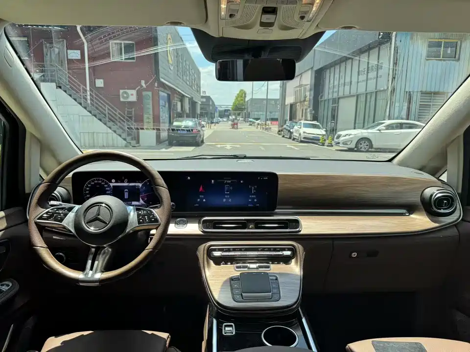 Mercedes-Benz V-class Mercedes-Benz V-class