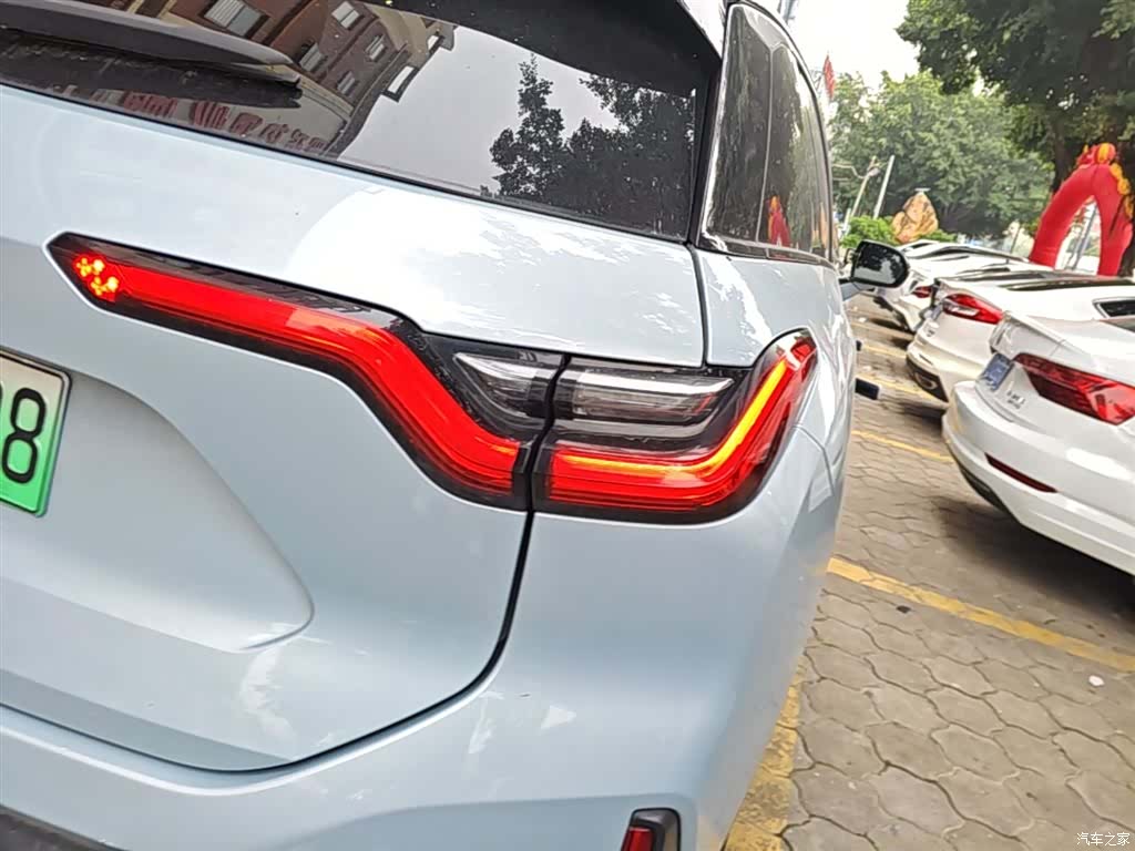 NIO ES6, 2021 8