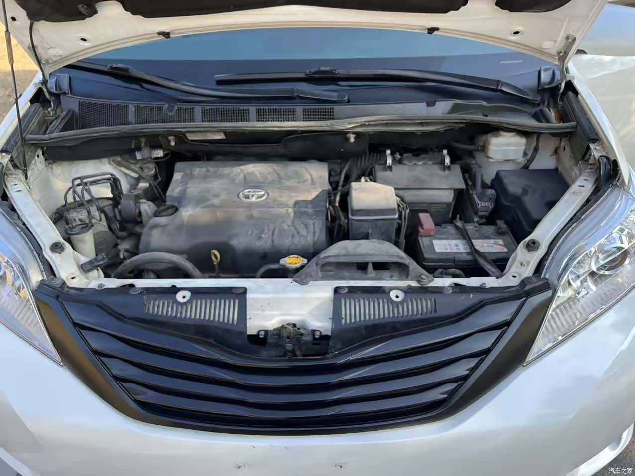 Toyota Sienna, 2015 14