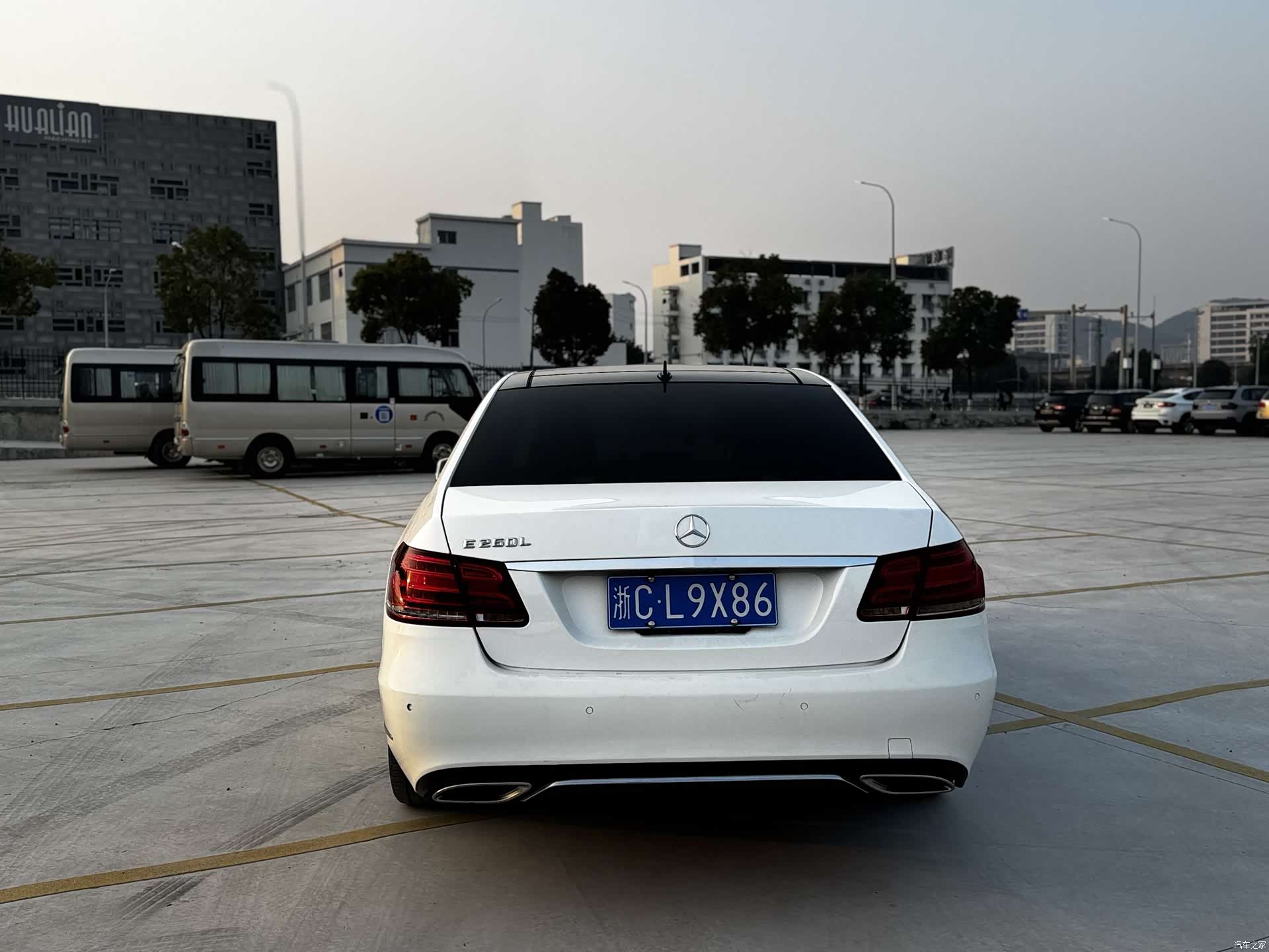 Mercedes-Benz E-Class, 2014 9
