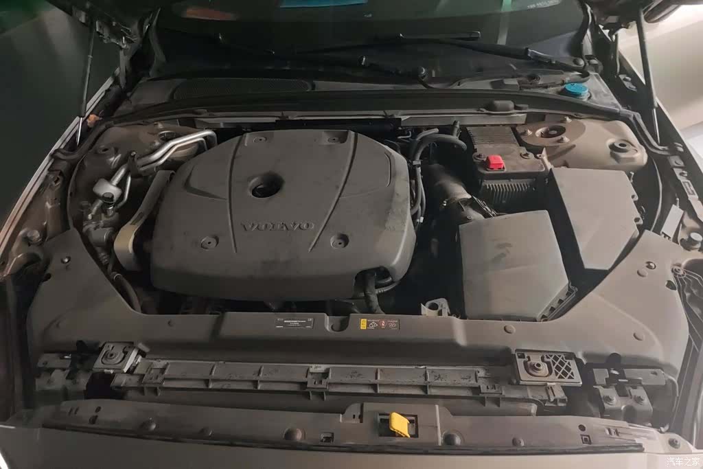 Volvo S60, 2020 10