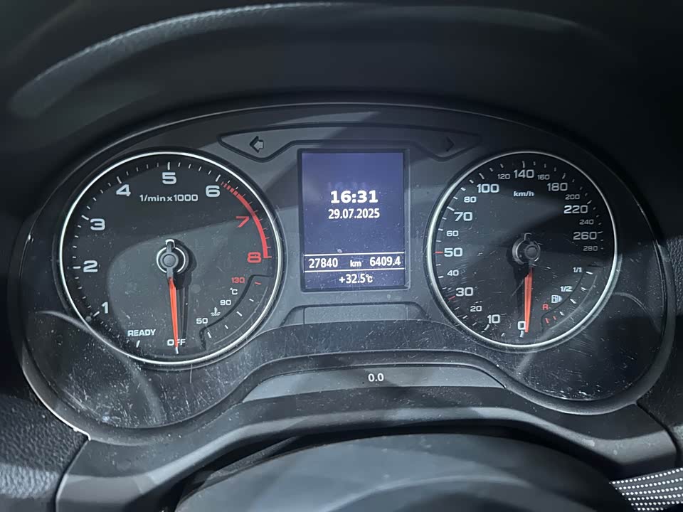 Audi Q2L Audi Q2L