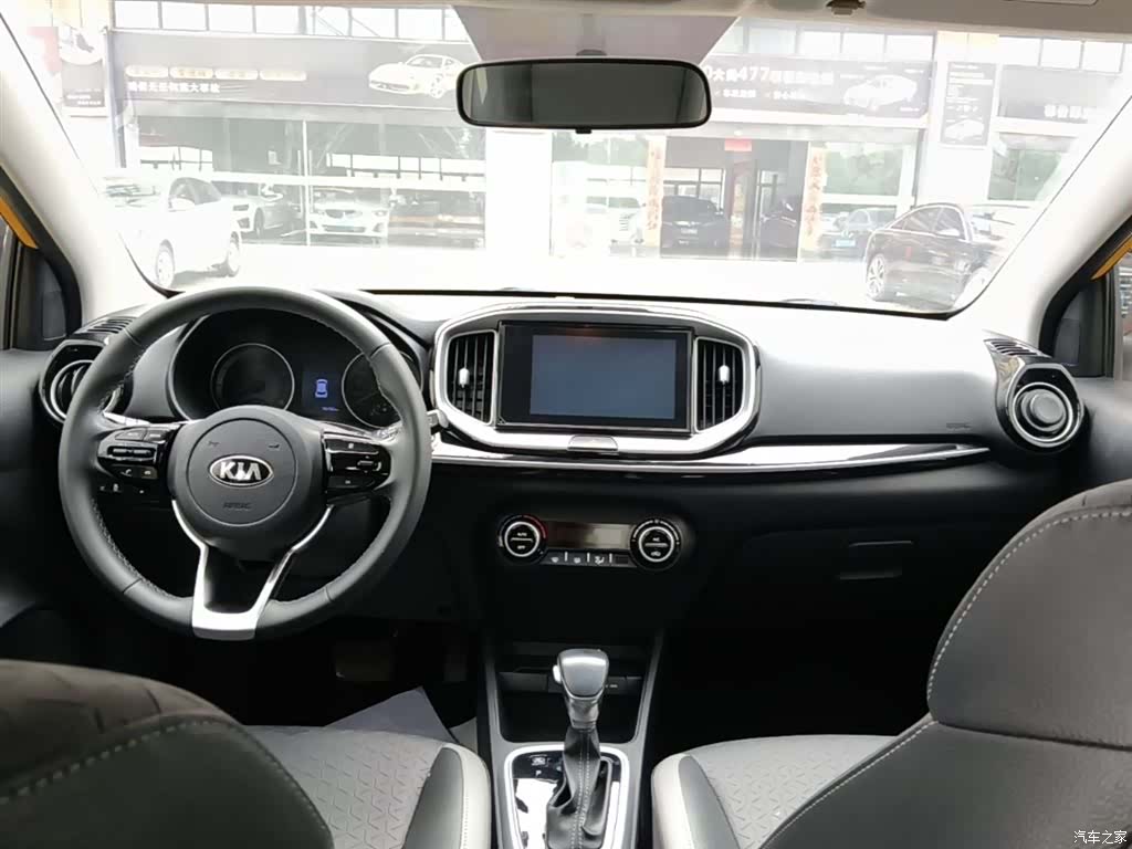 Kia KX1, 2019 10