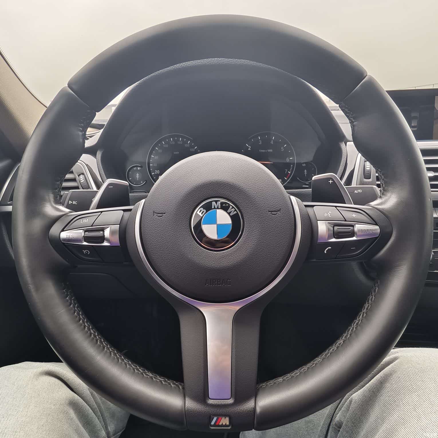 BMW 3 Series, 2017 23