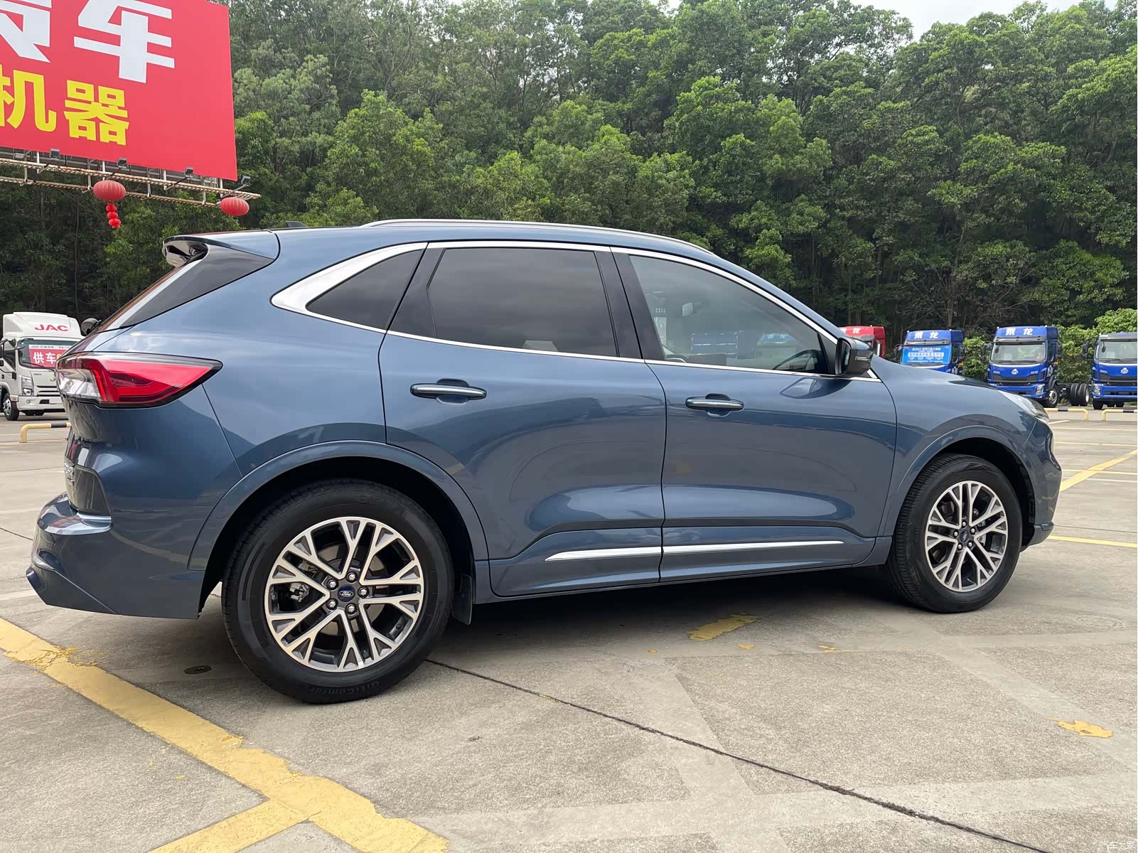 Ford Escape, 2023 3