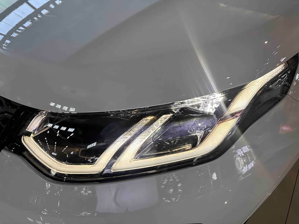 Land Rover Discover sports