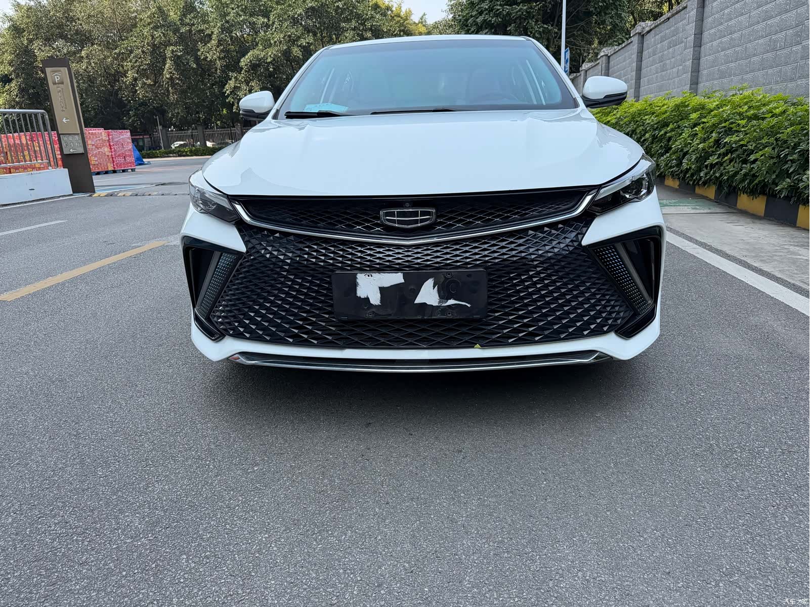 Geely Emgrand, 2022 2