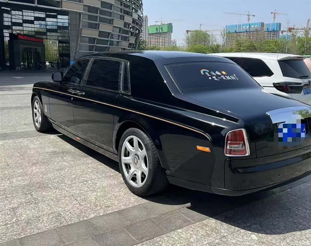Rolls-Royce Phantom, 2010 все фото