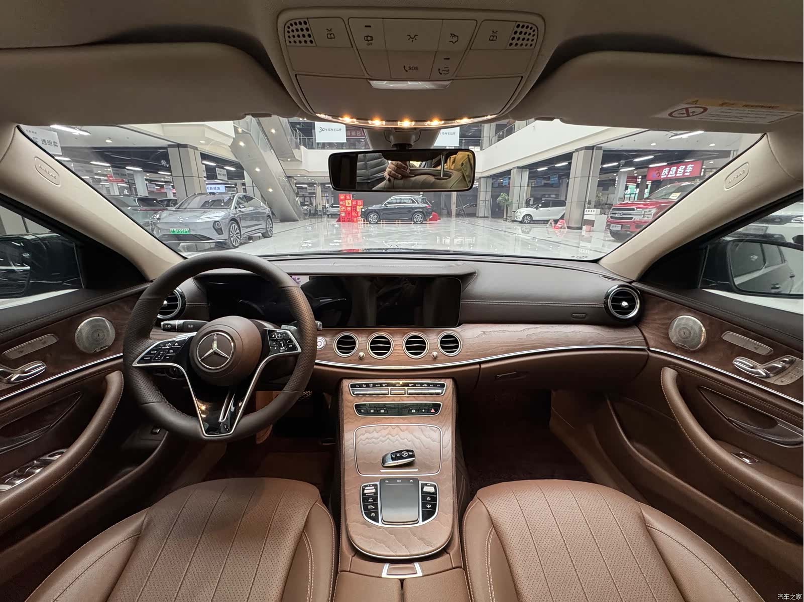 Mercedes-Benz E-Class, 2022 12