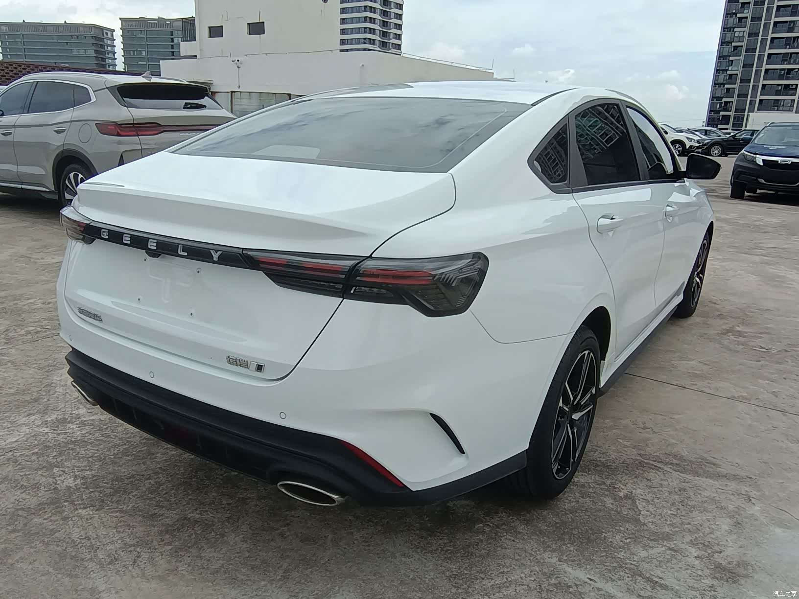 Geely Binray, 2024 15