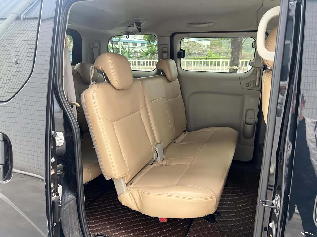 Nissan NV200, 2018 12