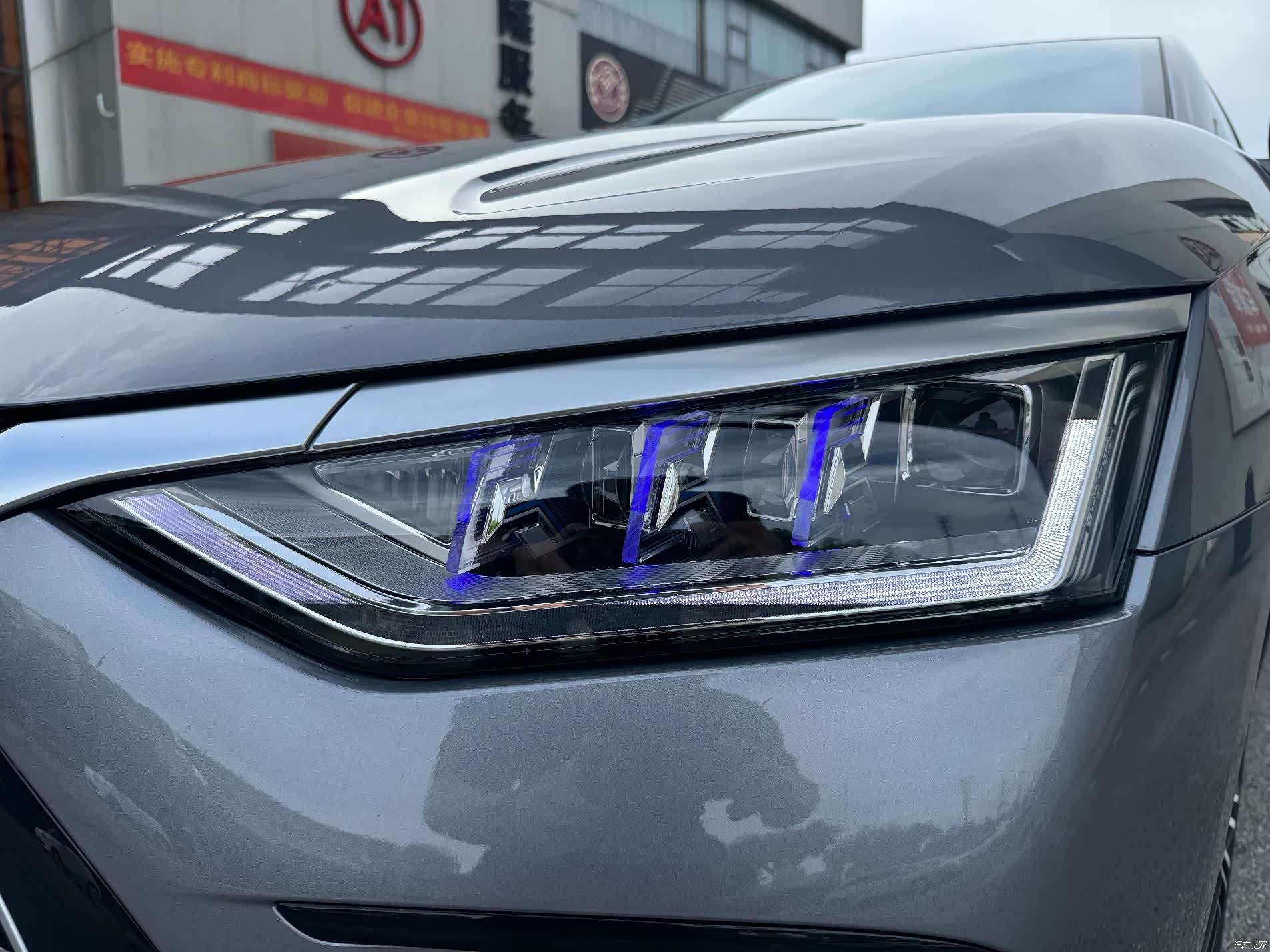 BYD Han, 2022 21