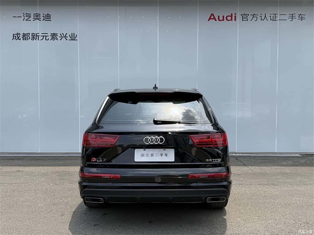 Audi Q7, 2018 все фото